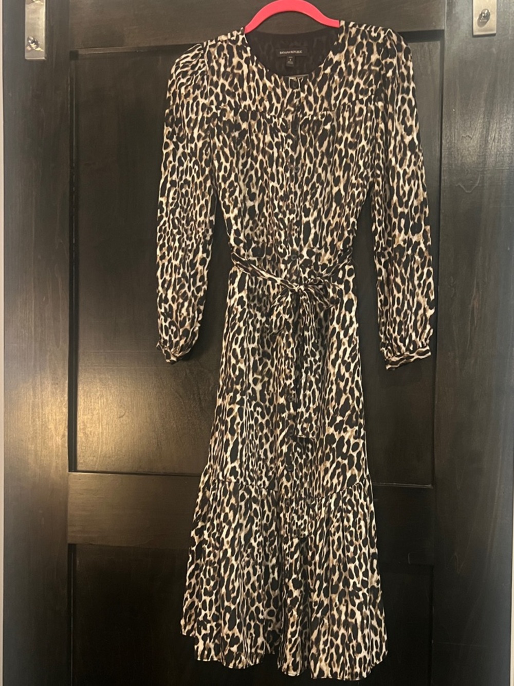 Banana Republic Leopard Print long sleeve Midi Dress - Black/Brown.